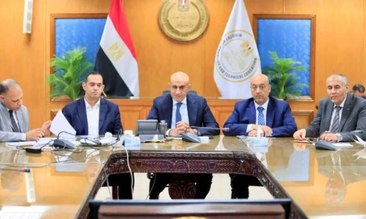 التعليم تقدم تقرير غرفة العمليات في اليوم الثامن من امتحانات الثانوية العامة التعليم تقدم تقرير غرفة العمليات في اليوم الثامن من امتحانات الثانوية العامة