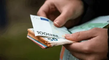 الثقة بين مستثمري منطقة اليورو تبلغ أعلى مستوياتها في ثلاث سنوات