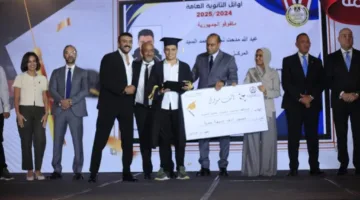 “الجبهة الوطنية” تحتفل بالطلاب الأوائل في الثانوية العامة: تشجيع للمتفوقين وتقديم منح دراسية في مجالات متنوعة