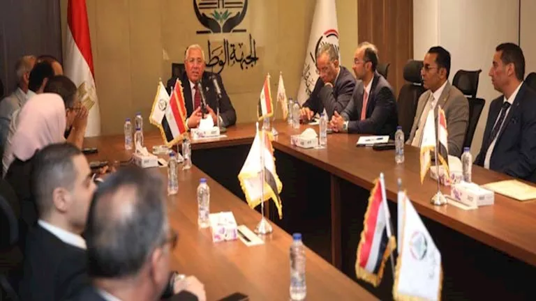 “الجبهة الوطنية” تعقد اجتماعًا مع مرشحي الحزب لانتخابات الشيوخ لوضع اللمسات النهائية “الجبهة الوطنية” تعقد اجتماعًا مع مرشحي الحزب لانتخابات الشيوخ لوضع اللمسات النهائية