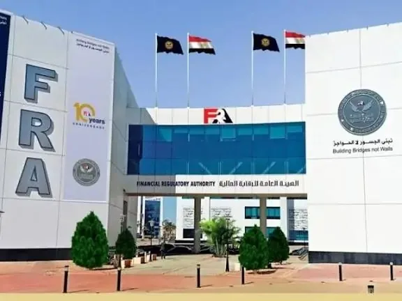 الجهات المالية تُلزم شركات التأمين بالامتثال لأعلى معايير الإفصاح والشفافية تجاه العملاء الجهات المالية تُلزم شركات التأمين بالامتثال لأعلى معايير الإفصاح والشفافية تجاه العملاء