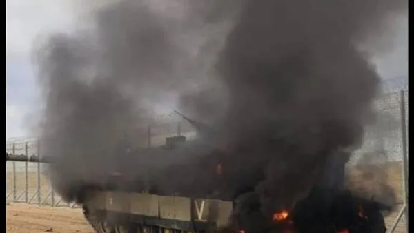 الجيش الإسرائيلي يعلن عن وفاة 3 جنود إثر انفجار دبابة شمال غزة الجيش الإسرائيلي يعلن عن وفاة 3 جنود إثر انفجار دبابة شمال غزة