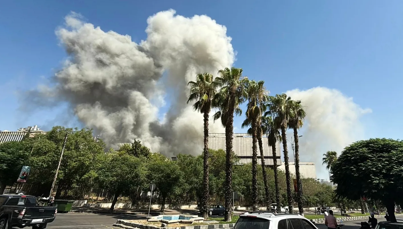 الجيش الإسرائيلي ينقل بعض قواته من غزة إلى الحدود مع سوريا الجيش الإسرائيلي ينقل بعض قواته من غزة إلى الحدود مع سوريا