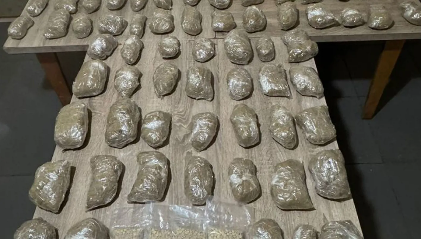 الجيش اللبناني يحبط تهريب كمية ضخمة من حشيشة الكيف إلى سوريا الجيش اللبناني يحبط تهريب كمية ضخمة من حشيشة الكيف إلى سوريا