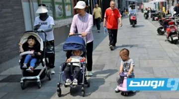 الحكومة الصينية تقدم 500 دولار لكل طفل تحت سن الثلاث سنوات كحافز للإنجاب.