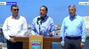 الحكومة تُخطط لإنشاء وحدات سكنية بديلة للعقارات المهددة بالإزالة في الإسكندرية.