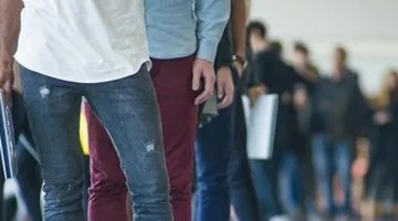 الحكومة تُعجل بطرح “خطة التشغيل” لتعزيز فرص الوظائف وتطوير سوق العمل