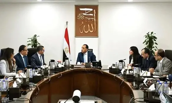 «الخطيب»: الانتهاء من مجموعة من الإصلاحات الاقتصادية والتجارية قبل سبتمبر لدعم تدفق الاستثمارات «الخطيب»: الانتهاء من مجموعة من الإصلاحات الاقتصادية والتجارية قبل سبتمبر لدعم تدفق الاستثمارات