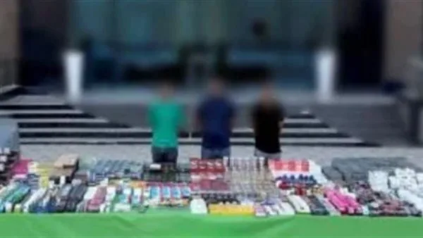 الداخلية تصادر مخدرات تقدر قيمتها بـ 43 مليون جنيه في حوزة عناصر خطيرة للغاية. الداخلية تصادر مخدرات تقدر قيمتها بـ 43 مليون جنيه في حوزة عناصر خطيرة للغاية.