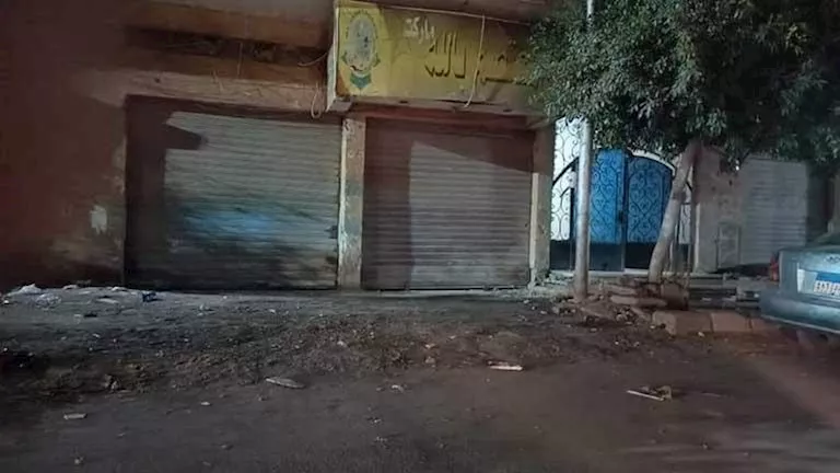 الداخلية تُغلق 142 متجرًا مخالفًا لتوجيهات ترشيد استهلاك الكهرباء الداخلية تُغلق 142 متجرًا مخالفًا لتوجيهات ترشيد استهلاك الكهرباء