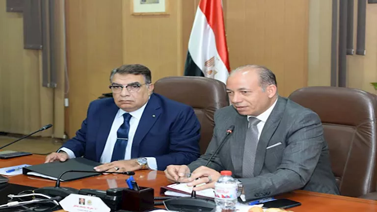 الدقهلية تتعاون مع جامعة المنصورة لمعالجة مشكلتي المياه والكلاب الضالة (صور)