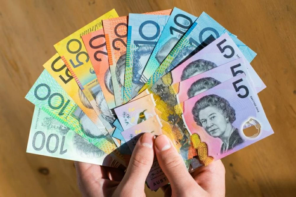 الدولار النيوزيلندي ينخفض مع تراجع التضخم وارتفاع توقعات تخفيض سعر الفائدة الدولار النيوزيلندي ينخفض مع تراجع التضخم وارتفاع توقعات تخفيض سعر الفائدة