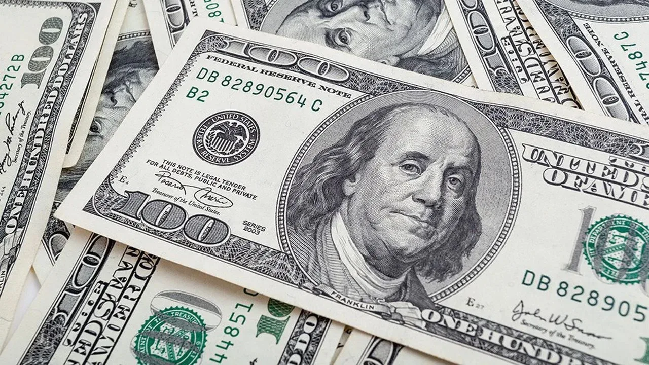 الدولار يستمر في الانخفاض مقابل الجنيه المصري.. انخفاض جديد بقيمة 10 قروش اليوم الدولار يستمر في الانخفاض مقابل الجنيه المصري.. انخفاض جديد بقيمة 10 قروش اليوم