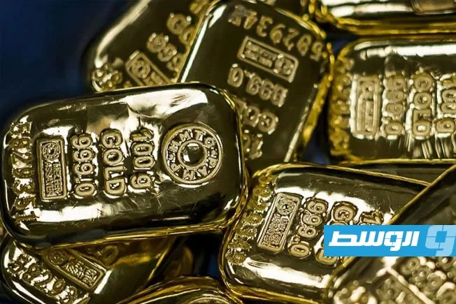 الذهب يشهد انخفاضًا مع تقدم المحادثات التجارية مع الولايات المتحدة