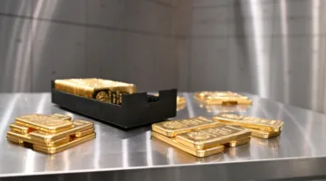 الذهب ينخفض بسبب زيادة عوائد السندات الأمريكية