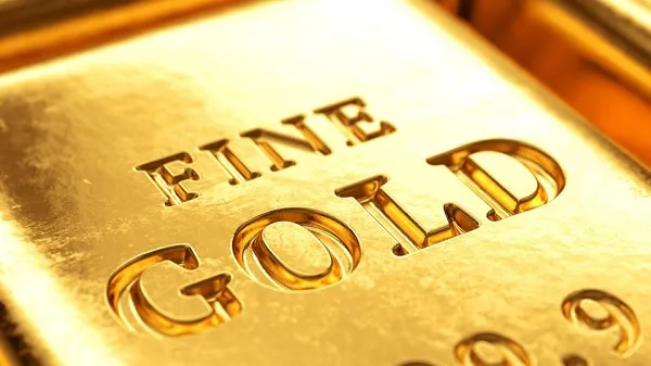 الذهب ينخفض بفعل قوة الدولار إثر بيانات أمريكية زادت من الثقة في سوق العمل الذهب ينخفض بفعل قوة الدولار إثر بيانات أمريكية زادت من الثقة في سوق العمل
