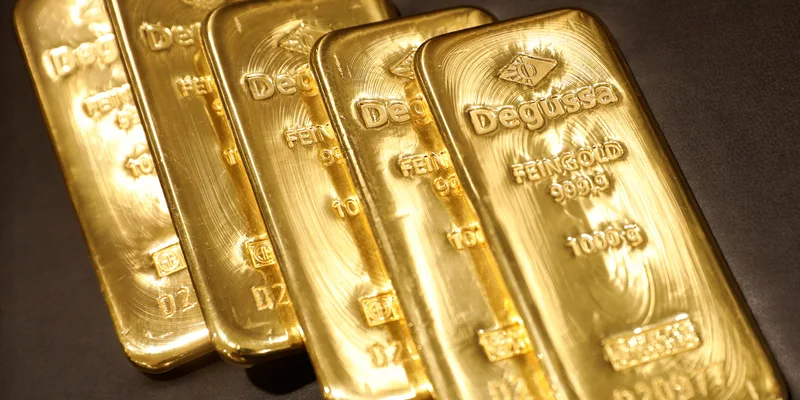 الذهب ينخفض بنسبة 0.3% بعد التوصل إلى اتفاق تجاري بين الولايات المتحدة واليابان