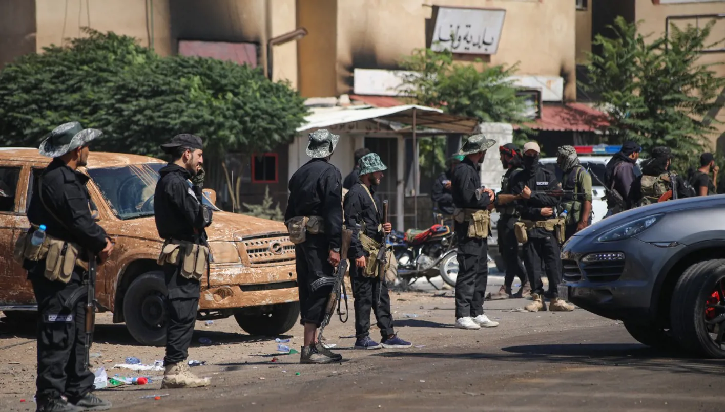 الرئاسة الروحية لدروز السويداء: سيتم إجراء عملية التبادل والإفراج عن المحتجزين اليوم في الساعة السادسة مساءً بتوقيت المنطقة. الرئاسة الروحية لدروز السويداء: سيتم إجراء عملية التبادل والإفراج عن المحتجزين اليوم في الساعة السادسة مساءً بتوقيت المنطقة.