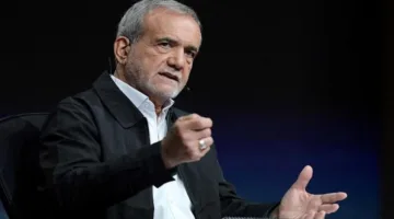 الرئيس الإيراني يطالب بتعزيز العلاقات مع الدول المجاورة في جميع المجالات