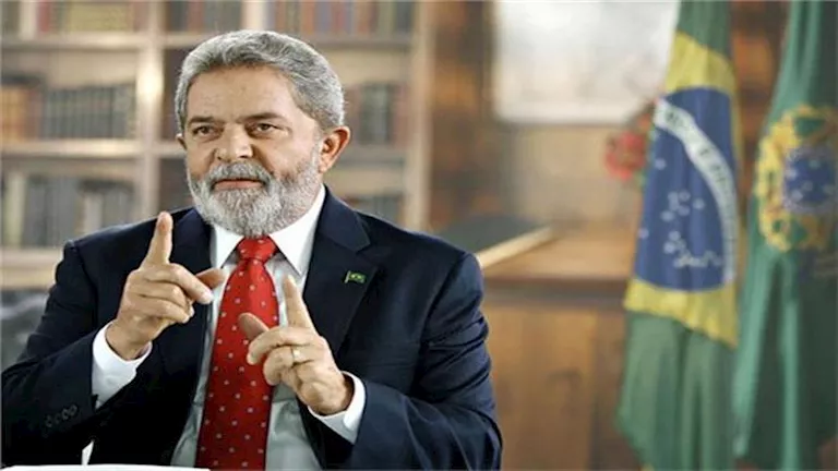 الرئيس البرازيلي يلتزم بحماية سيادة بلاده من الرسوم الجمركية التي فرضها ترامب الرئيس البرازيلي يلتزم بحماية سيادة بلاده من الرسوم الجمركية التي فرضها ترامب