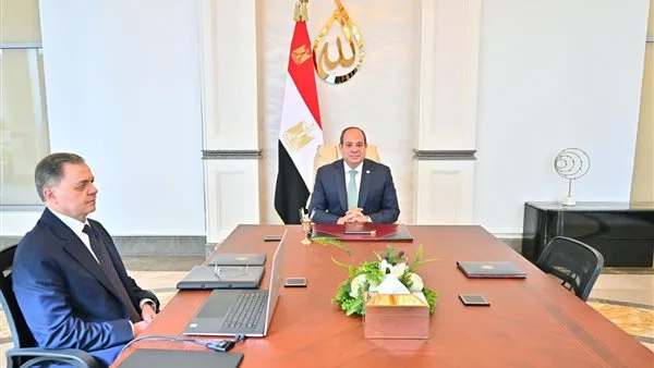 الرئيس السيسي يلتقي وزير الداخلية الرئيس السيسي يلتقي وزير الداخلية