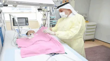 الربيعة: استقرار حالة التوأمتين يارا ولارا بعد مرور 4 أيام على عملية فصلهما الناجحة.