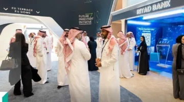 «الرياض المالية» تخطط لطرح حصة من أسهمها في السوق السعودي