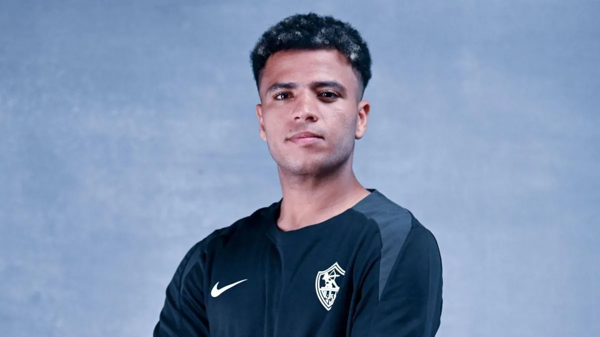 الزمالك يعلن عن توقيع عقد مع أحمد ربيع.. الصفقة السابعة للفريق