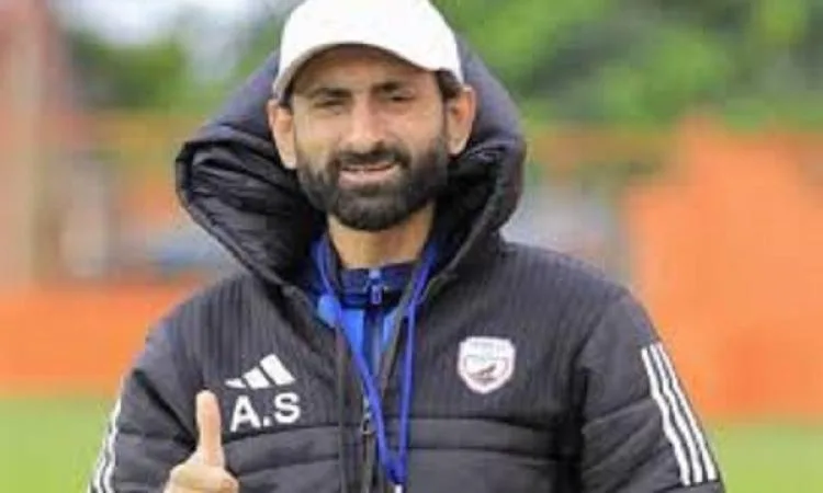 الزمالك يعين أحمد سمير كمدير مساعد لفريق الناشئين ضمن استراتيجية التطوير. الزمالك يعين أحمد سمير كمدير مساعد لفريق الناشئين ضمن استراتيجية التطوير.