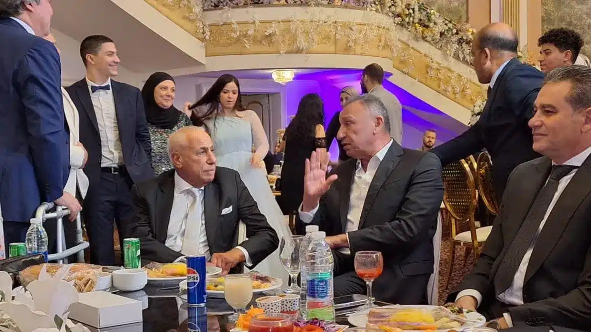الزمالك يفاجئ بن شرقي ويتسلم 6 مكافآت من الأهلي وريفيرو بعد كأس العالم الزمالك يفاجئ بن شرقي ويتسلم 6 مكافآت من الأهلي وريفيرو بعد كأس العالم