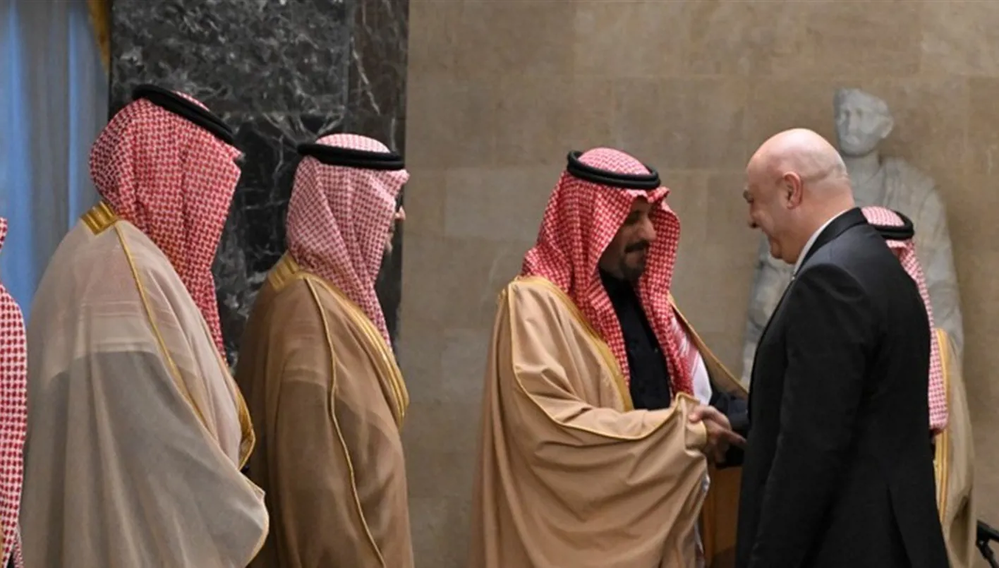 الزيارة الثالثة لابن فرحان إلى لبنان: دعم سعودي في انتظار ردّ على الوثيقة الأميركية الزيارة الثالثة لابن فرحان إلى لبنان: دعم سعودي في انتظار ردّ على الوثيقة الأميركية