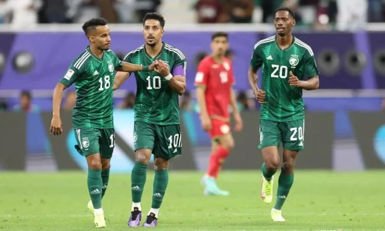 السعودية تصطدم بالعراق وإندونيسيا في تصفيات كأس العالم الآسيوية.