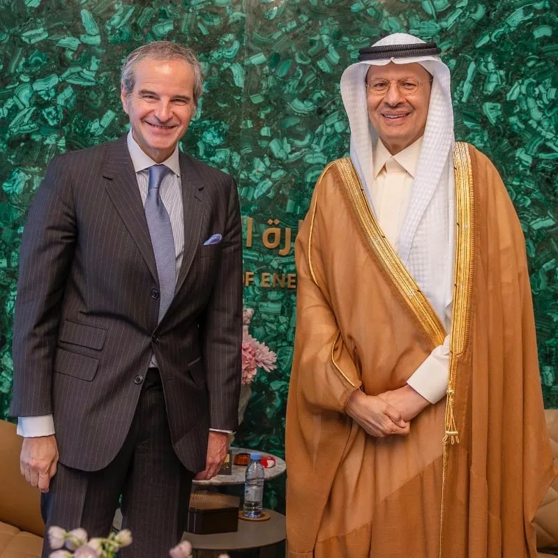 السعودية ووكالة الطاقة النووية تتعاونان لتعزيز المعايير الدولية للسلامة والأمن النووي. السعودية ووكالة الطاقة النووية تتعاونان لتعزيز المعايير الدولية للسلامة والأمن النووي.