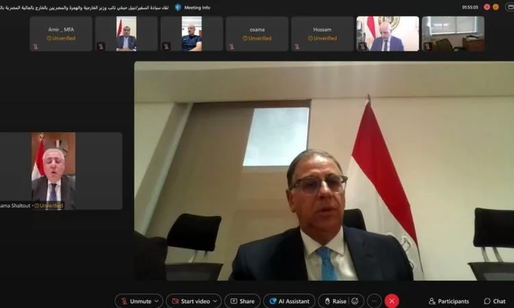 السفير نبيل حبشي يلتقي بالطلاب المصريين الأوائل في الثانوية العامة في الكويت