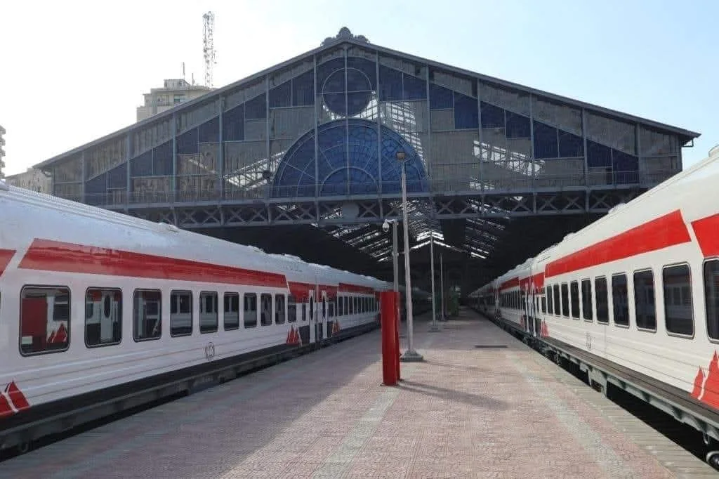 السكك الحديدية تعلن عن بدء تشغيل خدمة جديدة مع عربات مكيفة من الدرجة الثالثة على خط القاهرة – مرسى مطروح السكك الحديدية تعلن عن بدء تشغيل خدمة جديدة مع عربات مكيفة من الدرجة الثالثة على خط القاهرة – مرسى مطروح