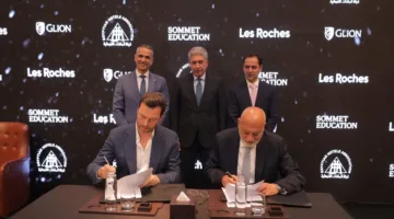 السياحة تُوقع اتفاقيات تعاون لتعزيز التدريب الرقمي للعاملين في مجال الضيافة والفنادق