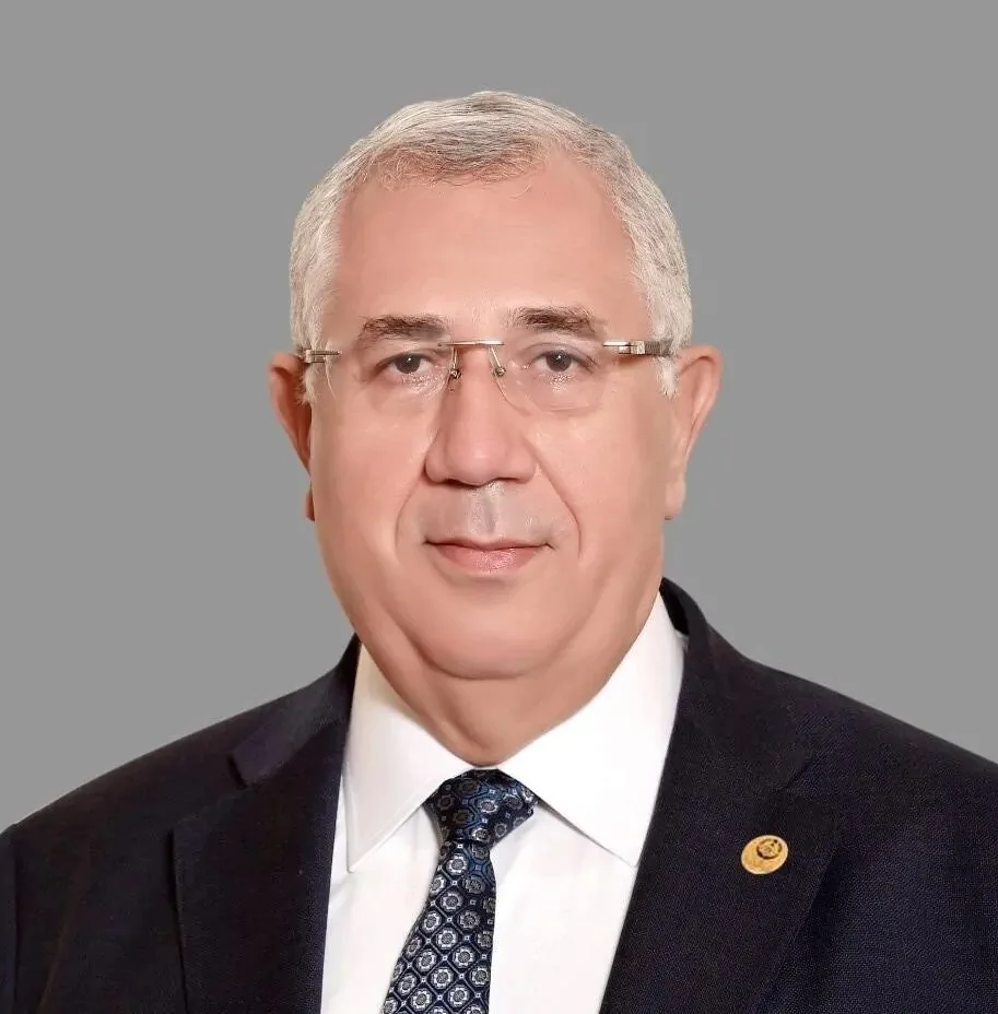 السيد القصير: “تحدثنا عن إقامة القائمة الوطنية، بينما يترك خيار الفردي لكل حزب” السيد القصير: “تحدثنا عن إقامة القائمة الوطنية، بينما يترك خيار الفردي لكل حزب”