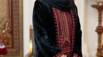 السيدة الفاضلة عقيلة جلالة السلطان تلقي كلمة للطلاب المتفوقين في شهادة دبلوم التعليم العام والمقبولين في مؤسسات التعليم العالي.