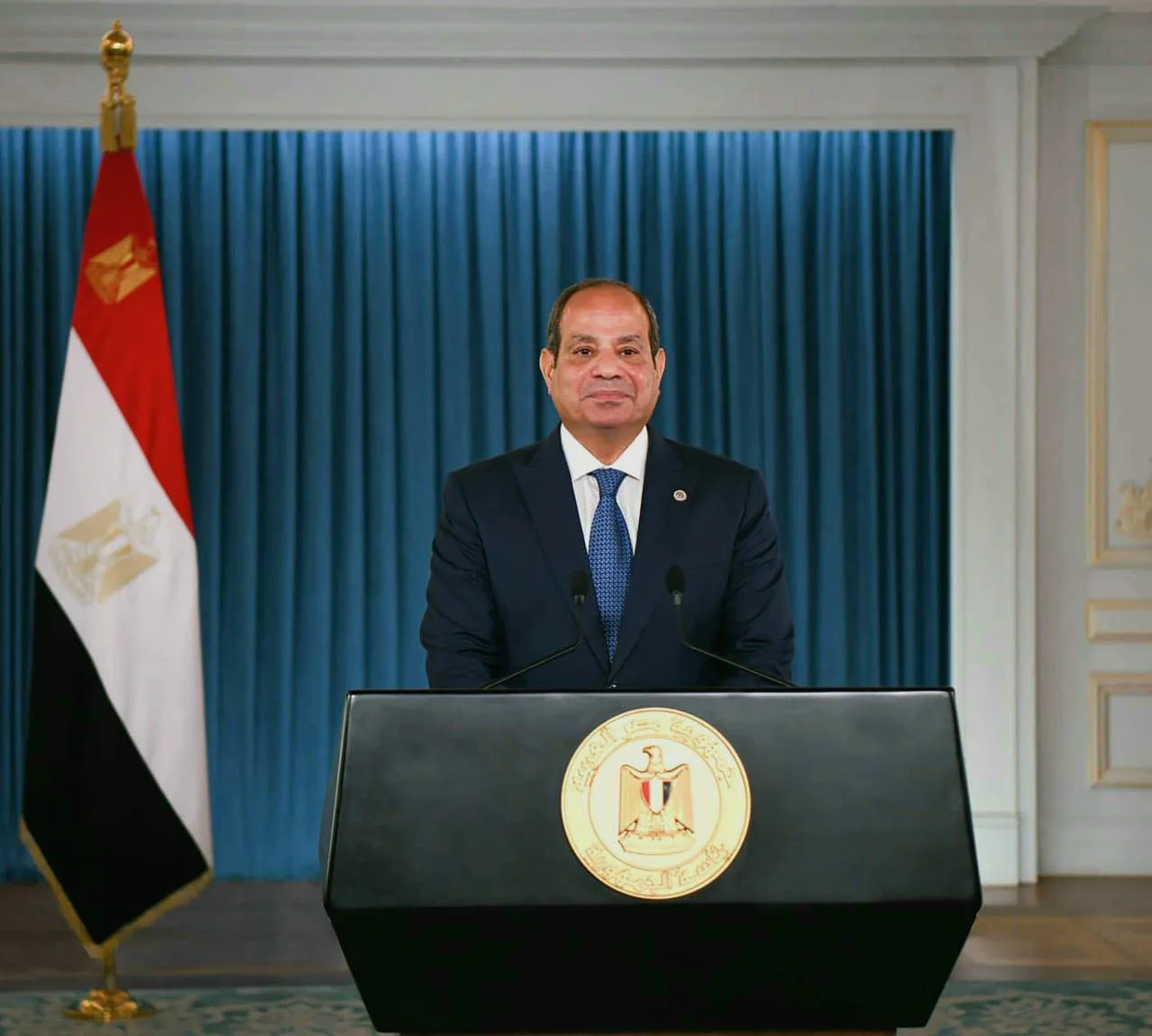 السيسي: لن نترك أحدًا بحاجة إلى سكن يقلق بشأن مستقبله السيسي: لن نترك أحدًا بحاجة إلى سكن يقلق بشأن مستقبله