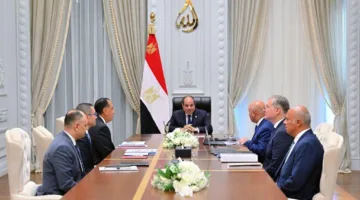 السيسي يأمر بزيادة سرعة تنفيذ مشروعات المحاور اللوجستية التنموية