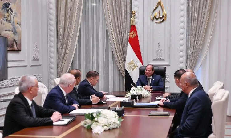 السيسي يجتمع بالمدير التنفيذي لهيئة الطاقة النووية الروسية “روسأتوم” السيسي يجتمع بالمدير التنفيذي لهيئة الطاقة النووية الروسية “روسأتوم”