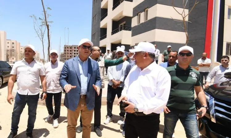 الشربيني يتابع مشاريع الإسكان الأخضر في إطار مبادرة “سكن لكل المصريين” بمدينة السادات الشربيني يتابع مشاريع الإسكان الأخضر في إطار مبادرة “سكن لكل المصريين” بمدينة السادات