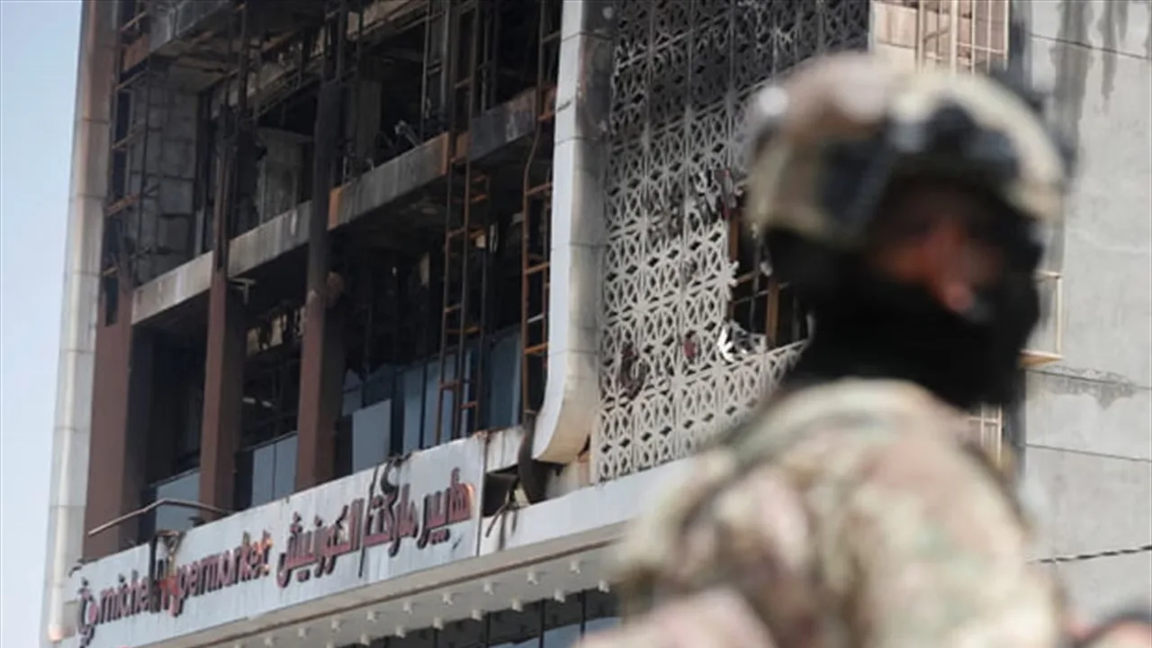 الصحافة الدولية تكشف حقائق مثيرة حول مأساة الكوت.. تصريحات الناجين – عاجل الصحافة الدولية تكشف حقائق مثيرة حول مأساة الكوت.. تصريحات الناجين – عاجل
