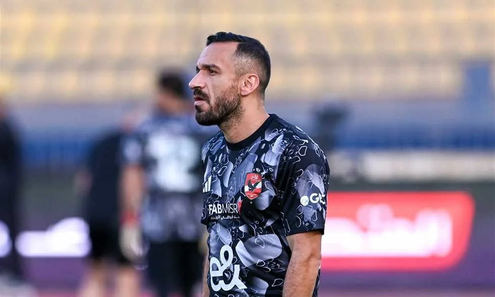 الصفاقسي التونسي يعلن رفع عقوبة التوقيف، مما يسمح لقيد علي معلول الآن الصفاقسي التونسي يعلن رفع عقوبة التوقيف، مما يسمح لقيد علي معلول الآن