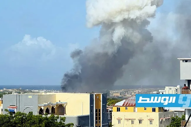الصومال: سقوط مروحية عسكرية أوغندية في مطار مقديشو الصومال: سقوط مروحية عسكرية أوغندية في مطار مقديشو