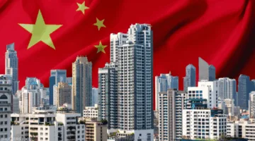 الصينيون يتصدرون قائمة المستثمرين الأجانب في سوق العقارات الأمريكية خلال أزمة القطاع العقاري في بلادهم.