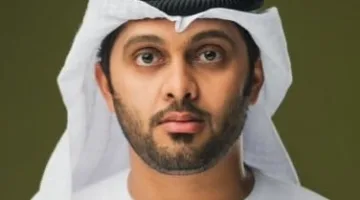 الضياء في midst الظلمات