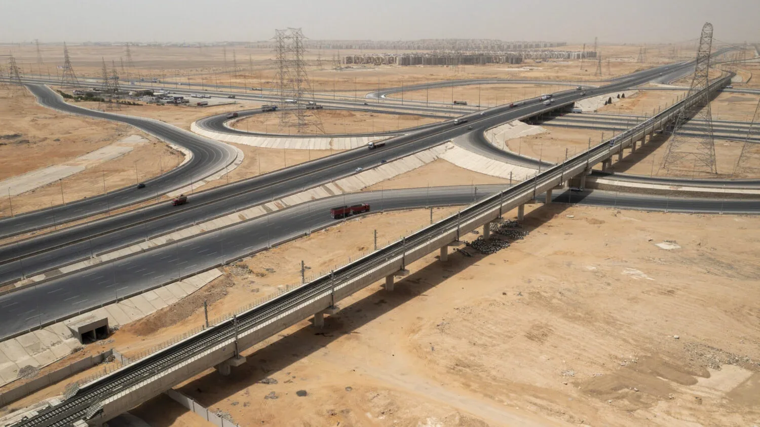 الطرق والكباري” تنفي وقوع انهيار في أحد جسور المشاة على طريق “بنها ـ القاهرة الزراعي الطرق والكباري” تنفي وقوع انهيار في أحد جسور المشاة على طريق “بنها ـ القاهرة الزراعي