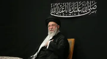 الظهور العلني الأول للمرشد الإيراني خامنئي منذ النزاع مع إسرائيل
