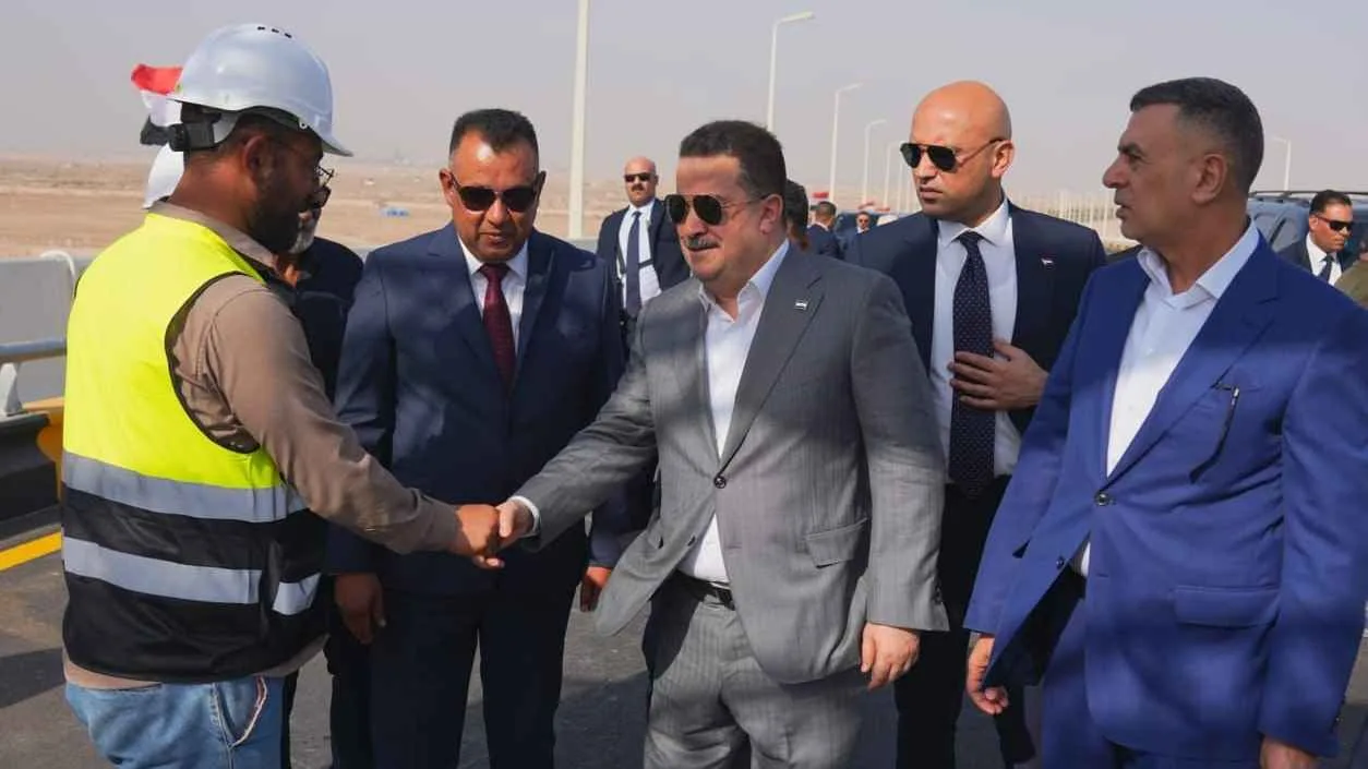 العراق يدشّن مشروعين لاستغلال الغاز الطبيعي في البصرة